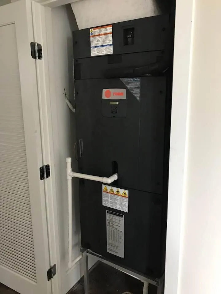 Slide of HVAC Florida Contractors