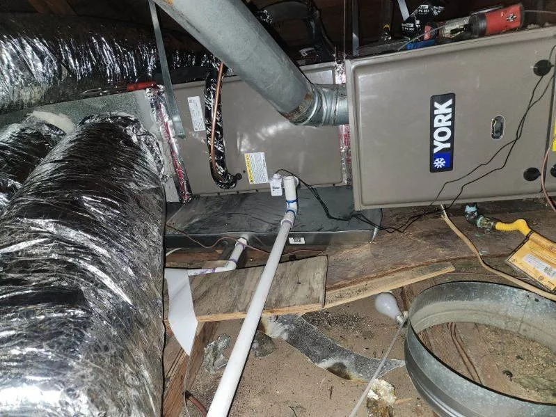 Slide of HVAC Heroes DFW