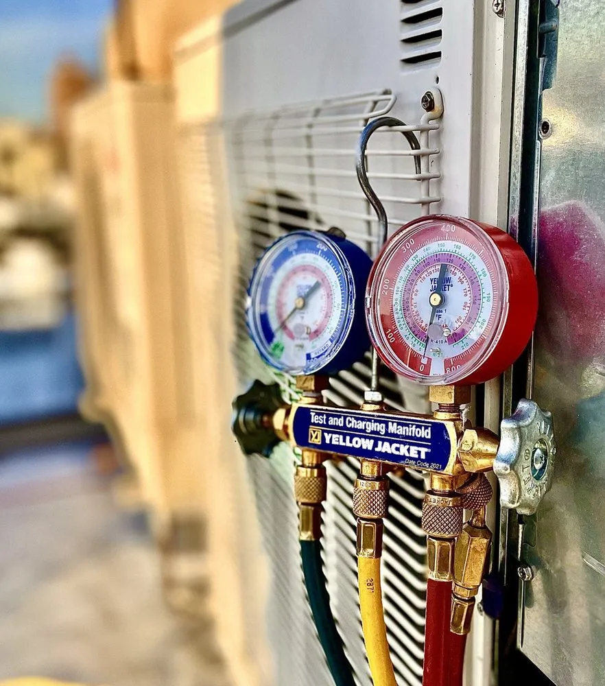 Slide of HVAC Hunters