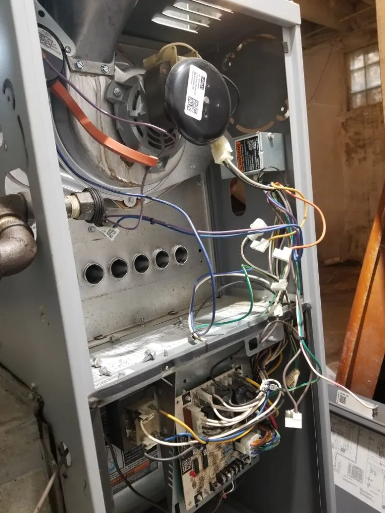 Slide of HVAC Royal Service