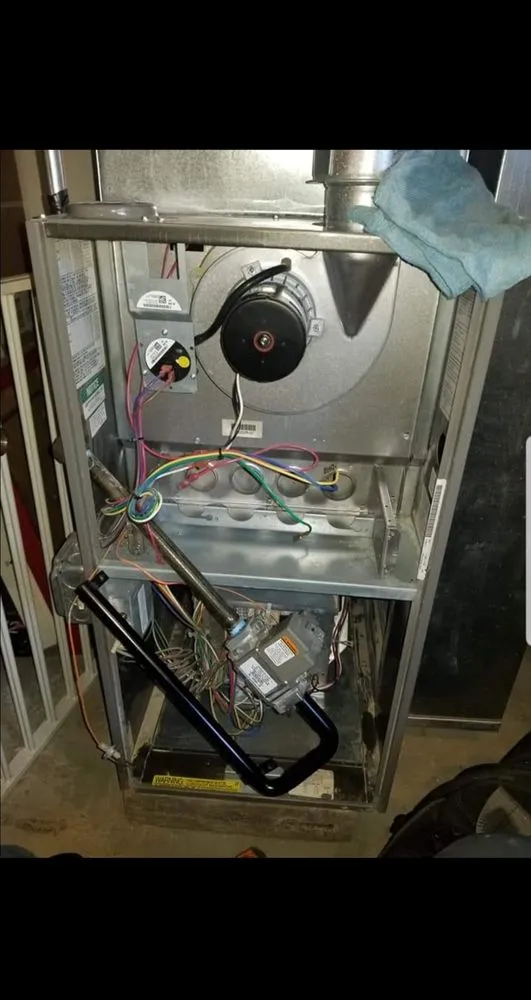 Slide of HVAC Royal Service