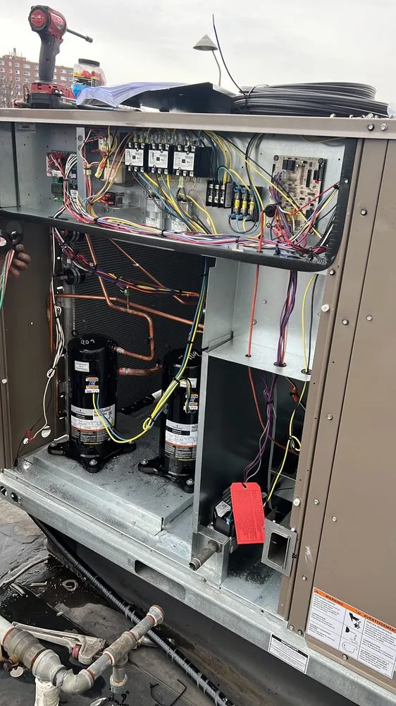 Slide of HVAC Tech