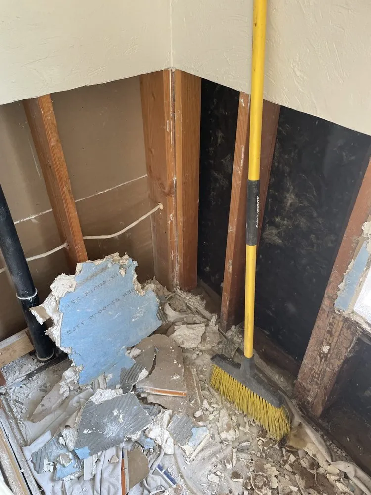 Slide of HVAC Utor Services