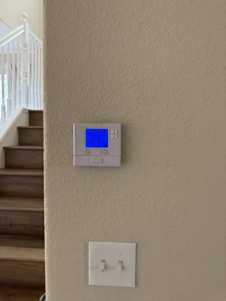 Slide of HVAC Utor Services