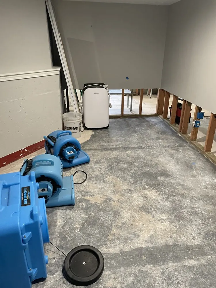 Slide of HVAC Utor Services