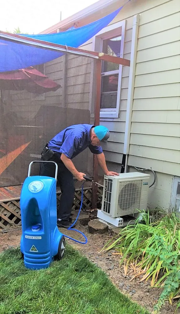 Slide of HydroKleen 208