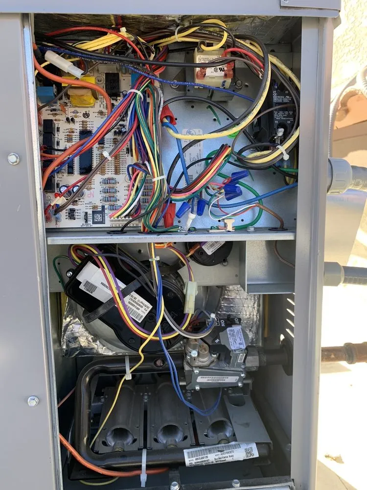 Slide of I GO Heating & Air Conditioning