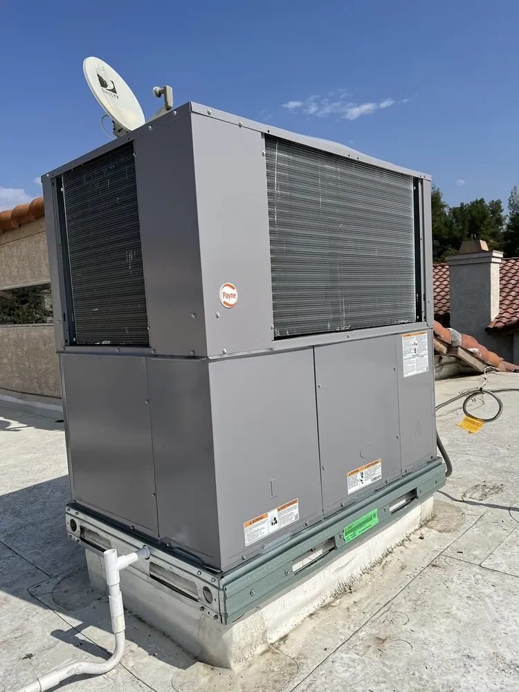 Slide of I GO Heating & Air Conditioning