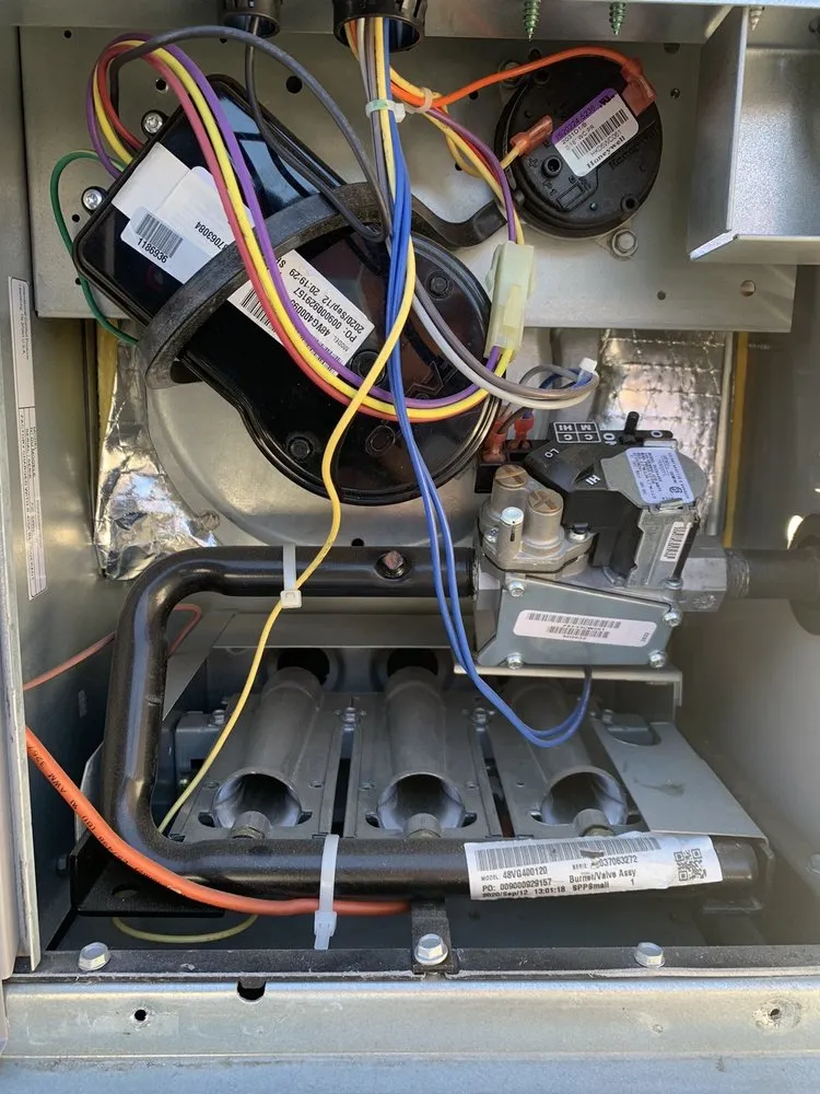 Slide of I GO Heating & Air Conditioning