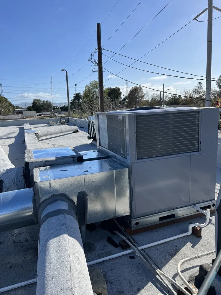 Slide of I GO Heating & Air Conditioning