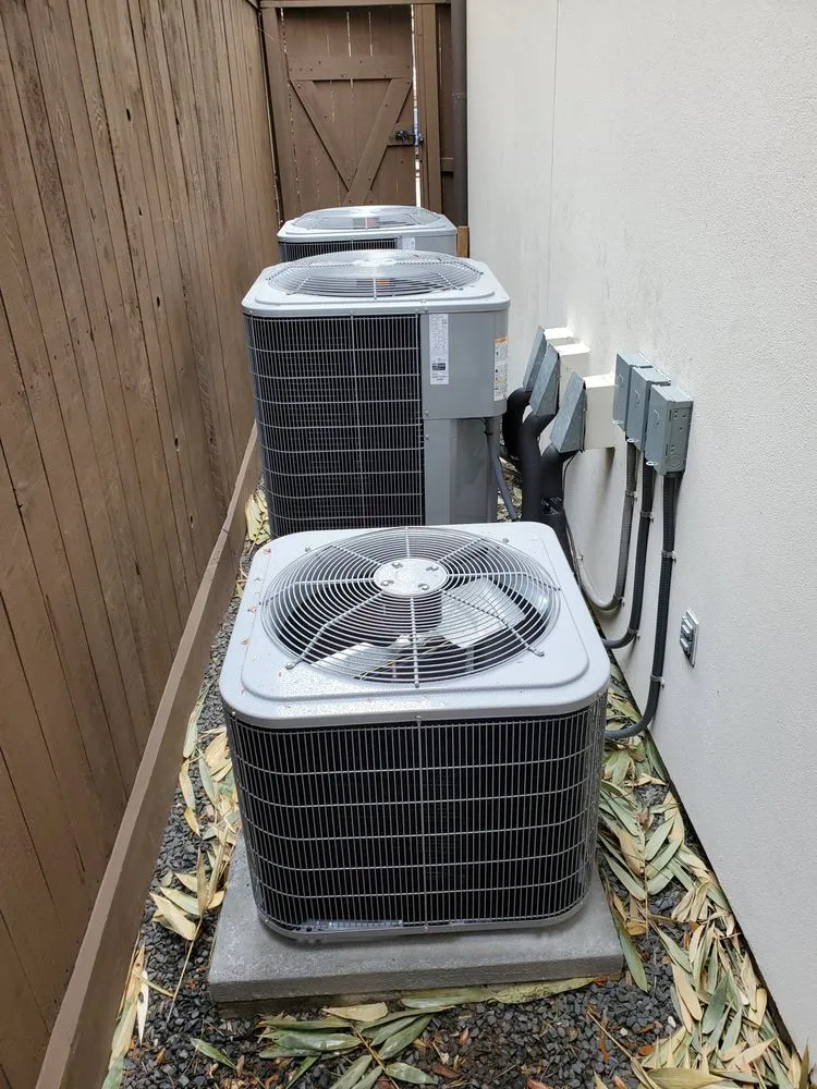 Slide of Ibercomfort HVAC Services