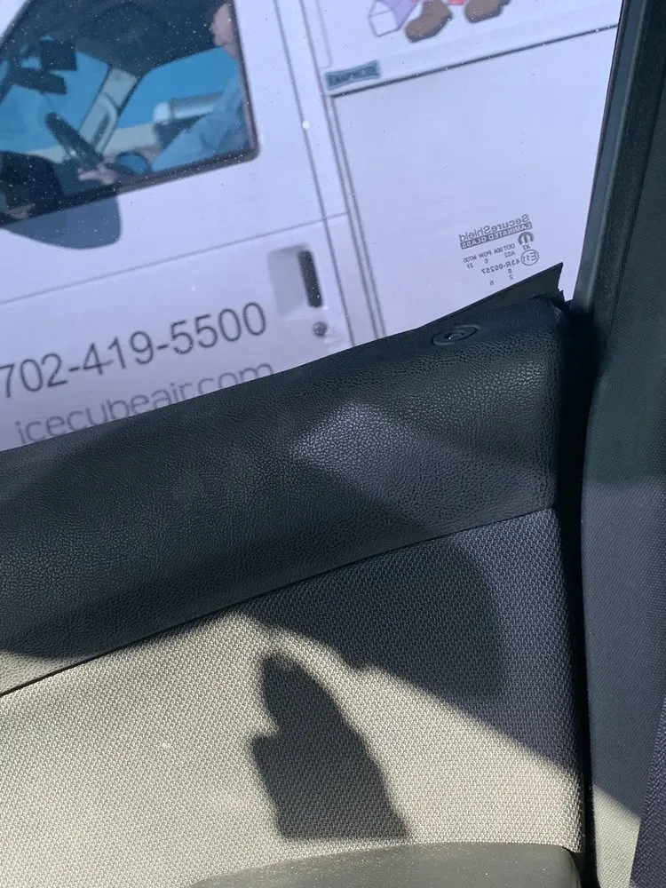 Slide of Ice Cube Air