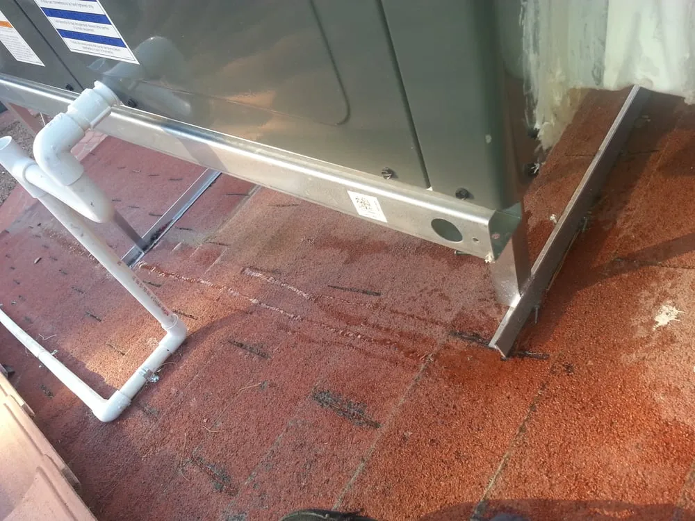 Slide of Ice Cube Air