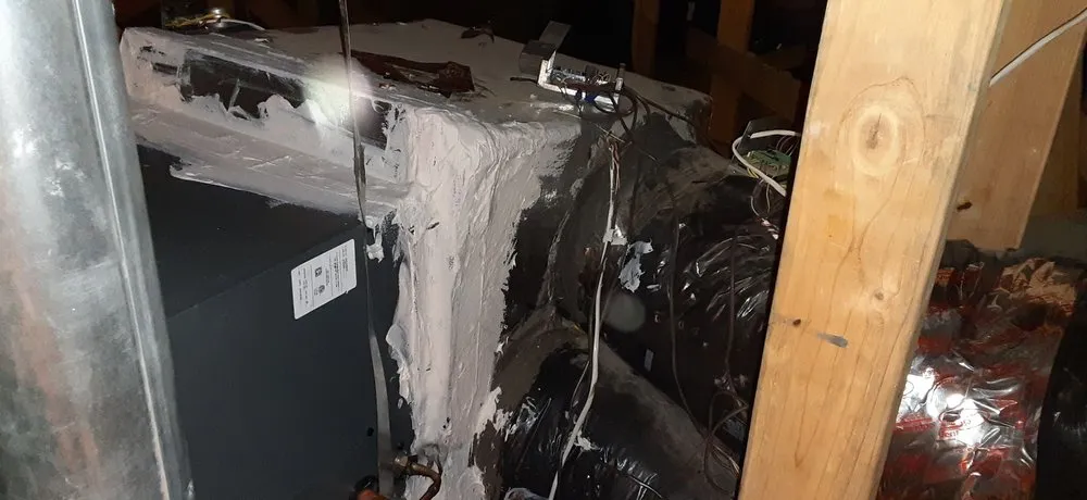 Slide of Ice Cube Air