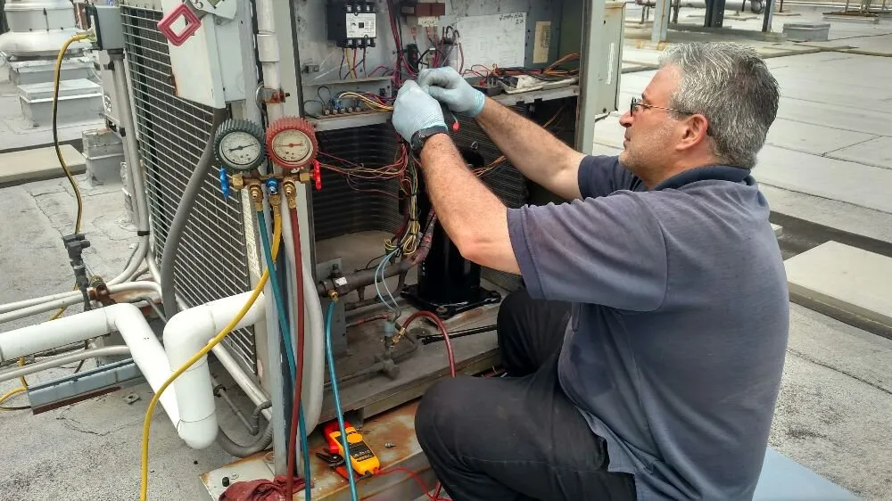 Slide of Ice Kold Airconditioning