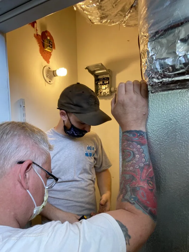 Slide of Ice Kold Airconditioning