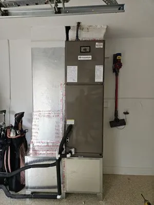 Iceburg Heating & Air Logo