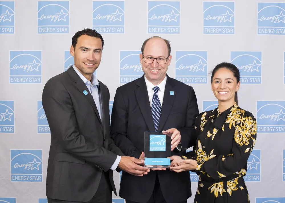 Slide of Ideal Air Conditioning and Insulation