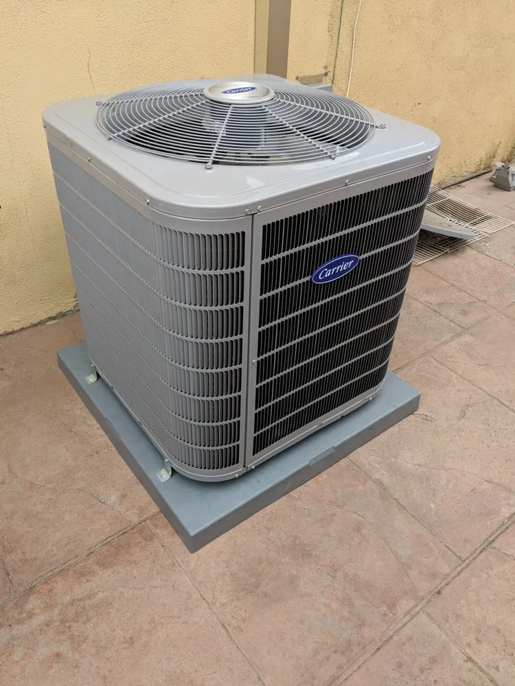 Slide of IDEAL COMFORT Heating & Cooling