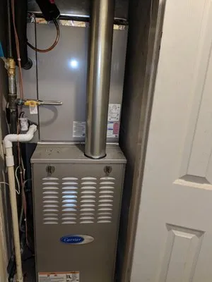 IDEAL COMFORT Heating & Cooling Logo