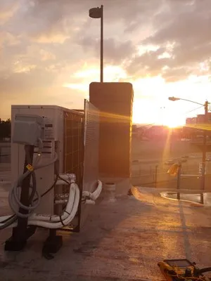 Ideal Home Performance Corporation Logo