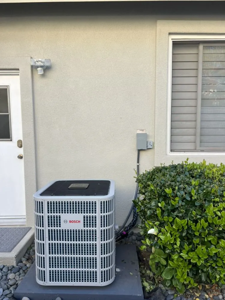 Slide of Igloo Air Conditioning & Heating