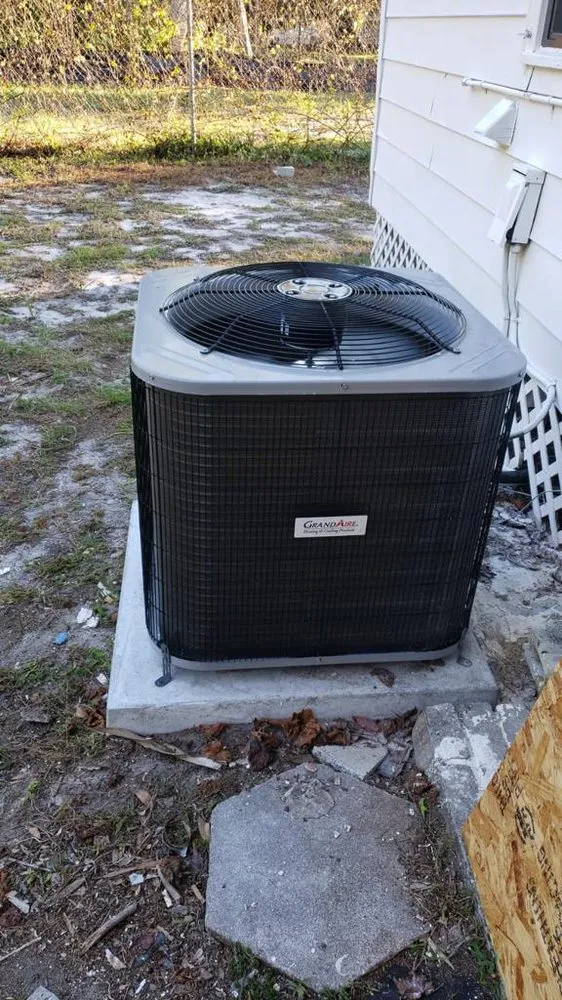 Slide of Iguara Air Conditioning Services