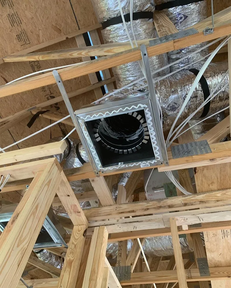 Slide of Iguara Air Conditioning Services