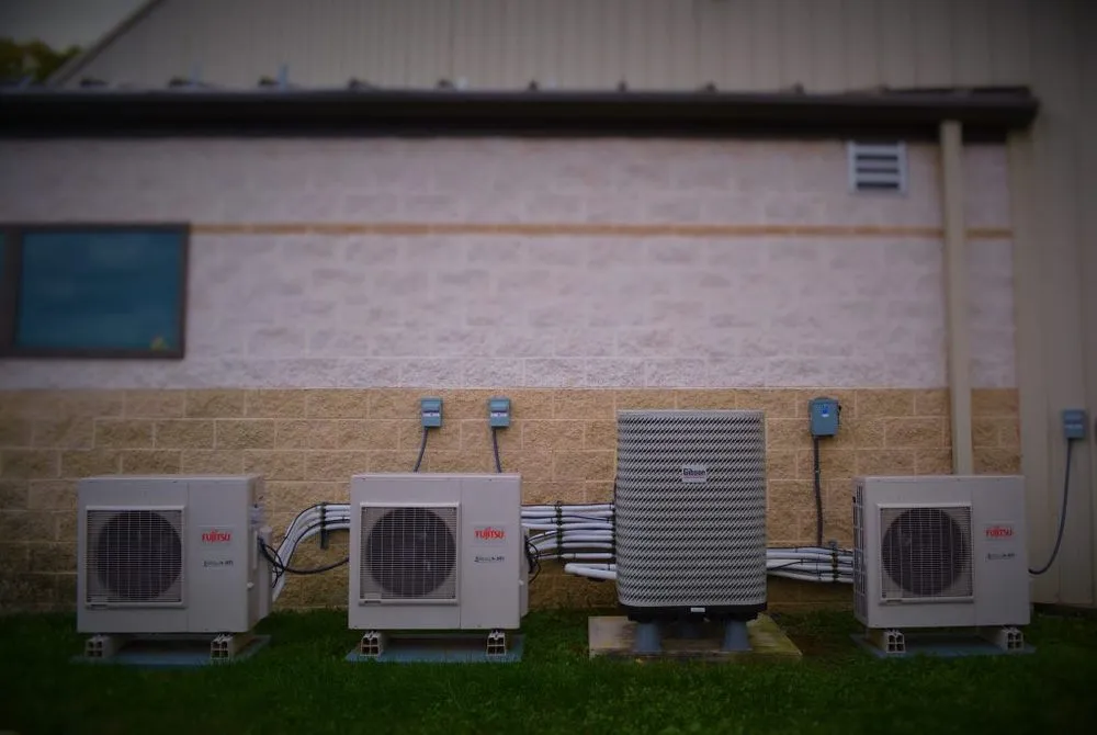 Slide of IJ Tech Mechanical Services