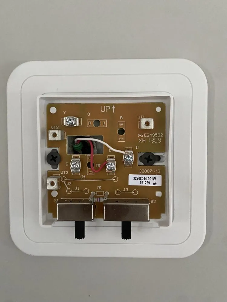 Slide of Illas Hvac Service & Installation