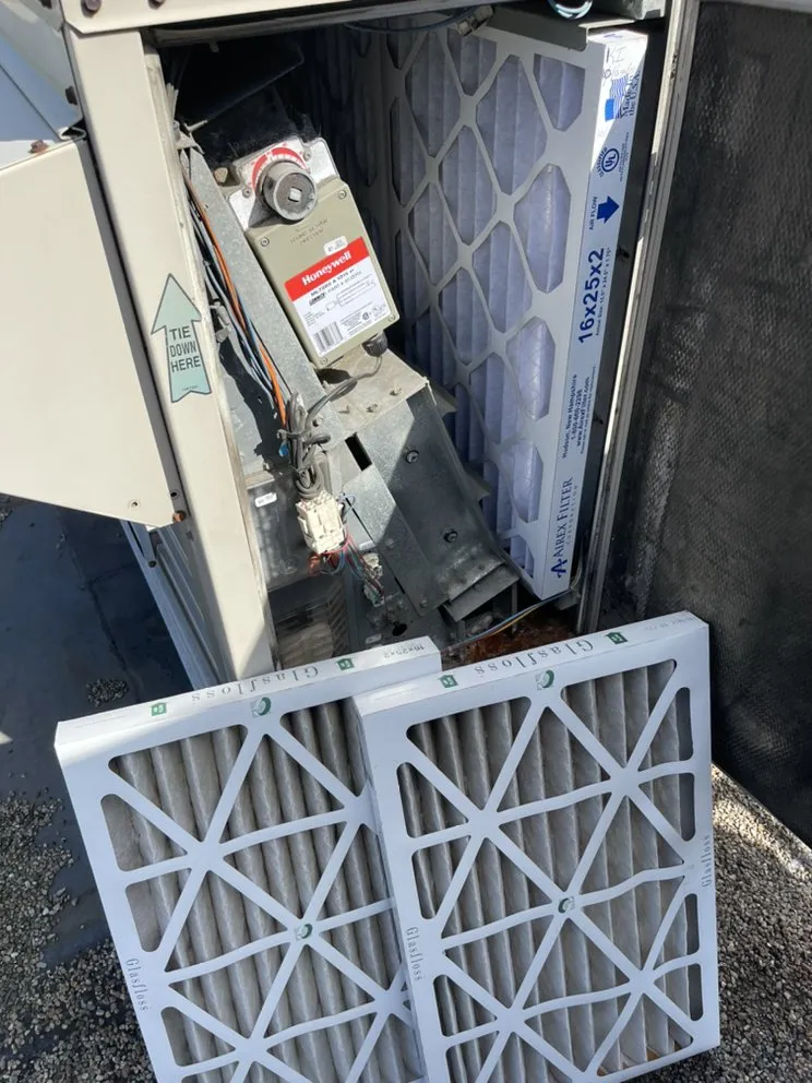 Slide of Illas Hvac Service & Installation