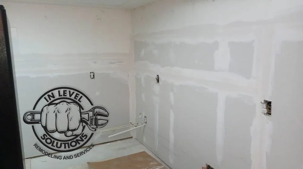 Slide of In Level Solutions LLC