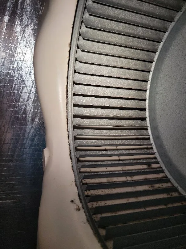 Slide of Independent Air Maintenance and Repair