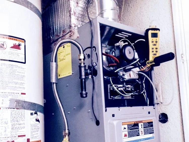 Slide of Independent Heating & Air Conditioning