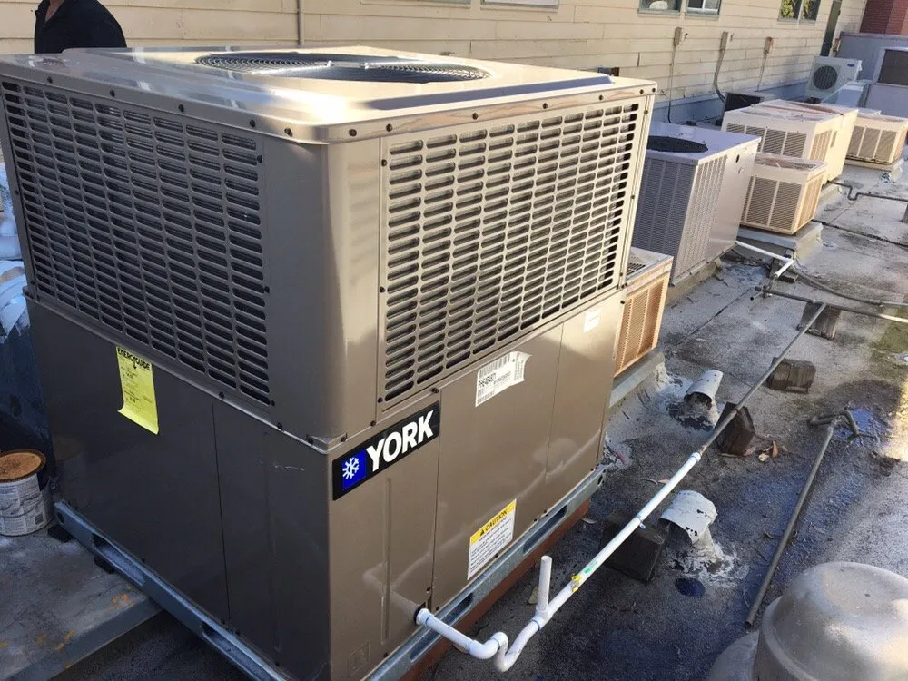 Slide of Independent Heating & Air Conditioning