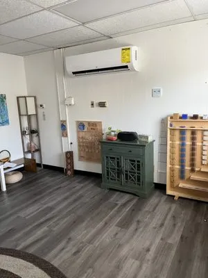 Independent Mechanical Logo