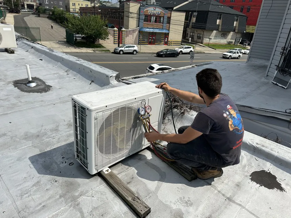 Slide of Indoor Expert Heating and Cooling