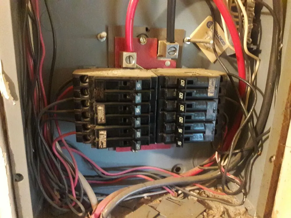 Slide of Instant Appliance Services