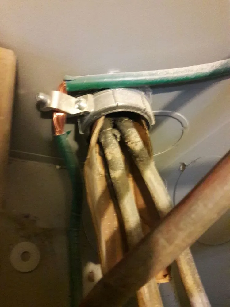 Slide of Instant Appliance Services