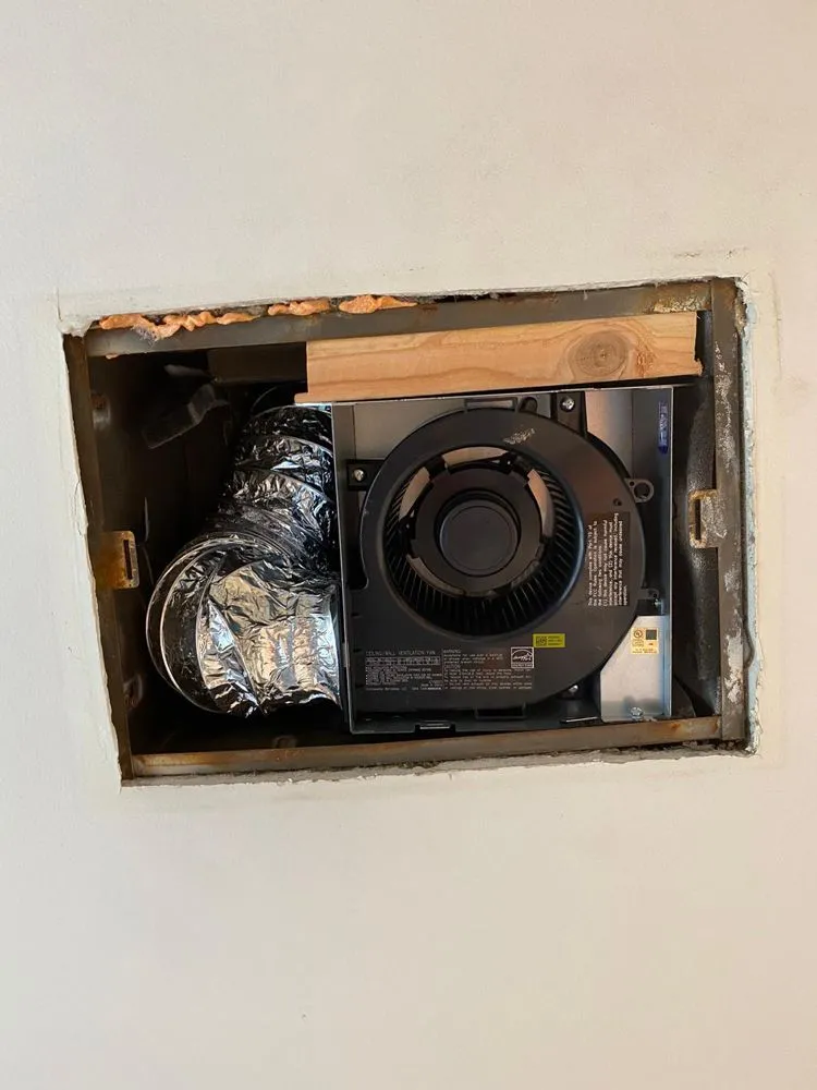 Slide of Insulation & Air Duct Crew