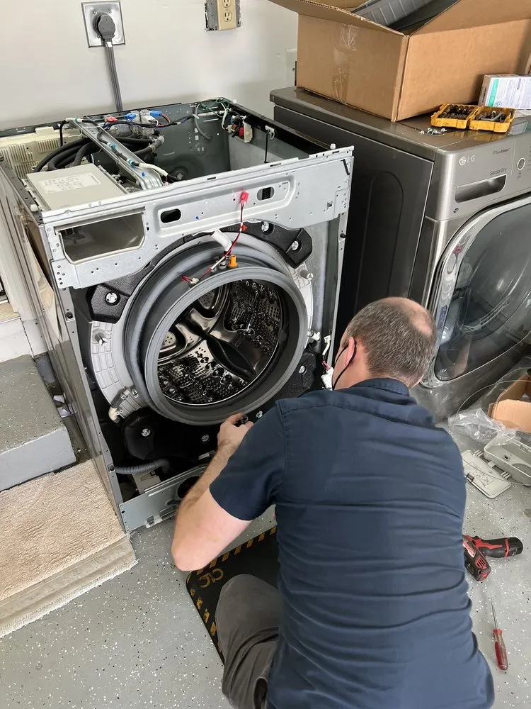 Slide of Intech Appliance Repair