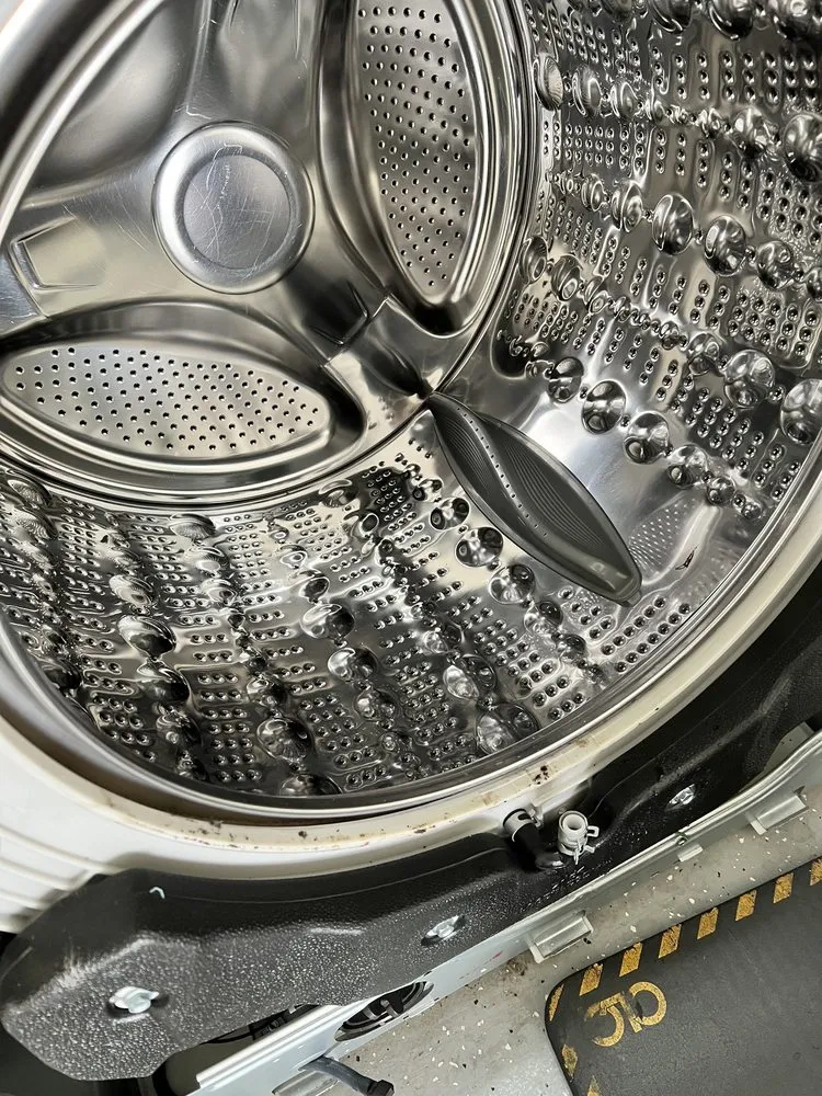 Slide of Intech Appliance Repair