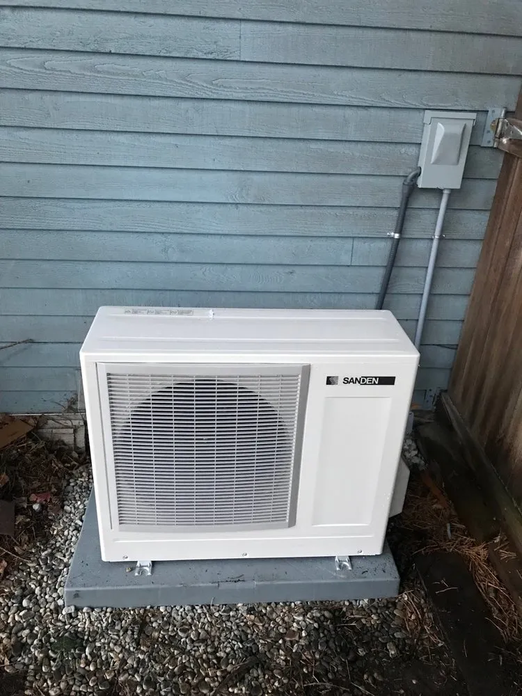 Slide of Integrity Energy Systems