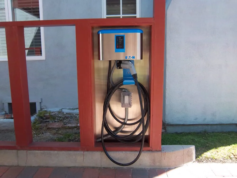 Slide of Intelectric