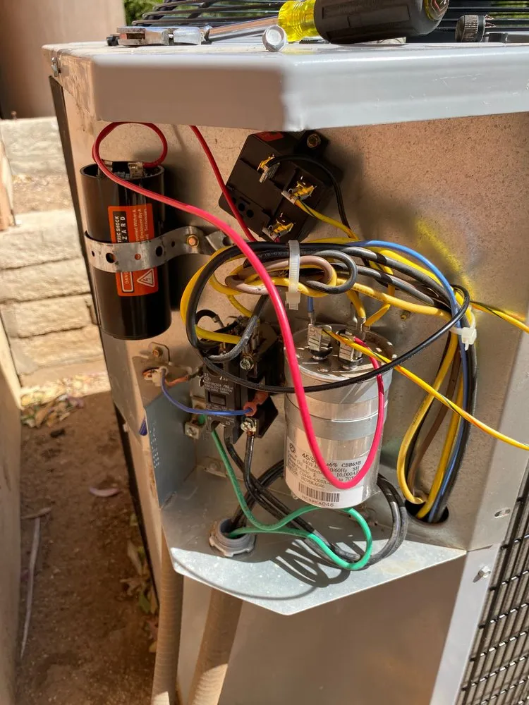 Slide of Intelligent Design Air Conditioning, Plumbing, Solar, & Electric