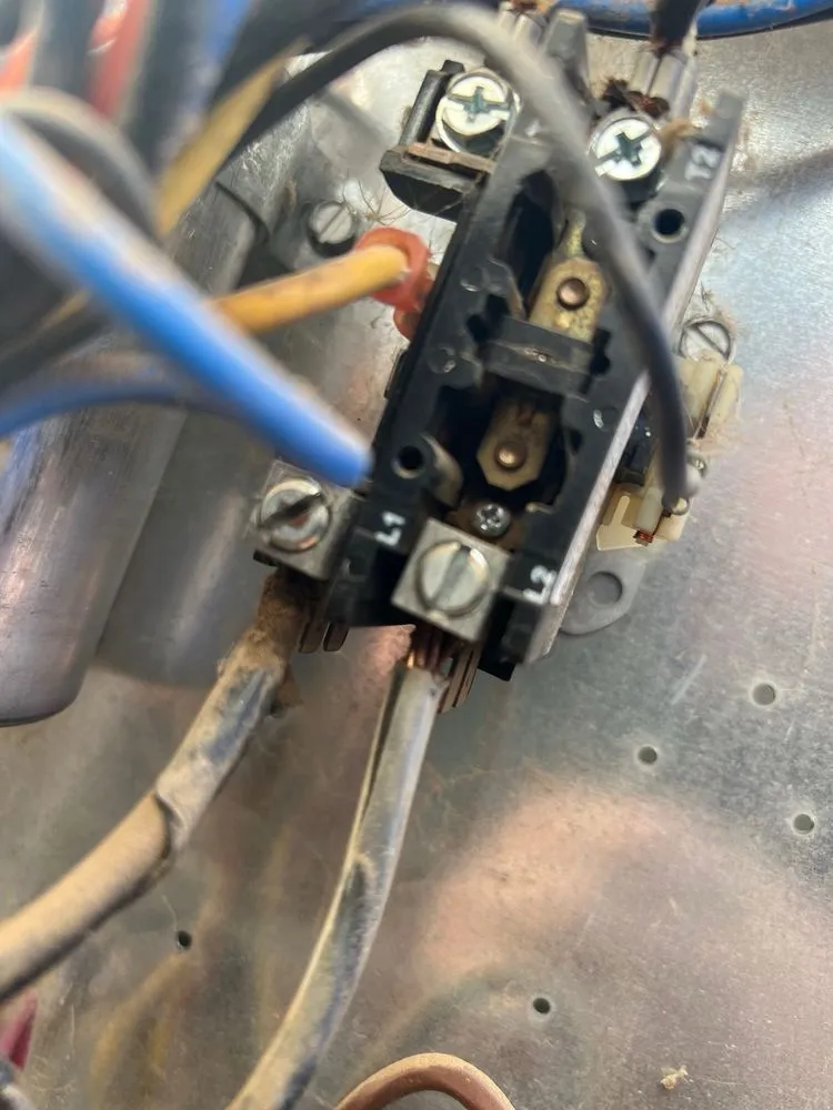 Slide of Intelligent Design Air Conditioning, Plumbing, Solar, & Electric