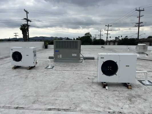 Inventec Hvac & Refrigeration Logo