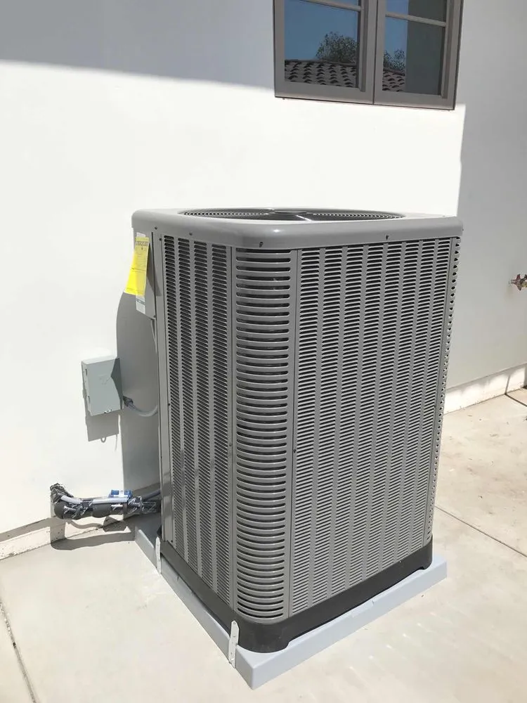 Slide of Inzunza Builders