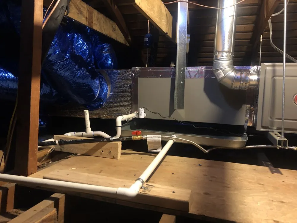 Slide of Inzunza Builders