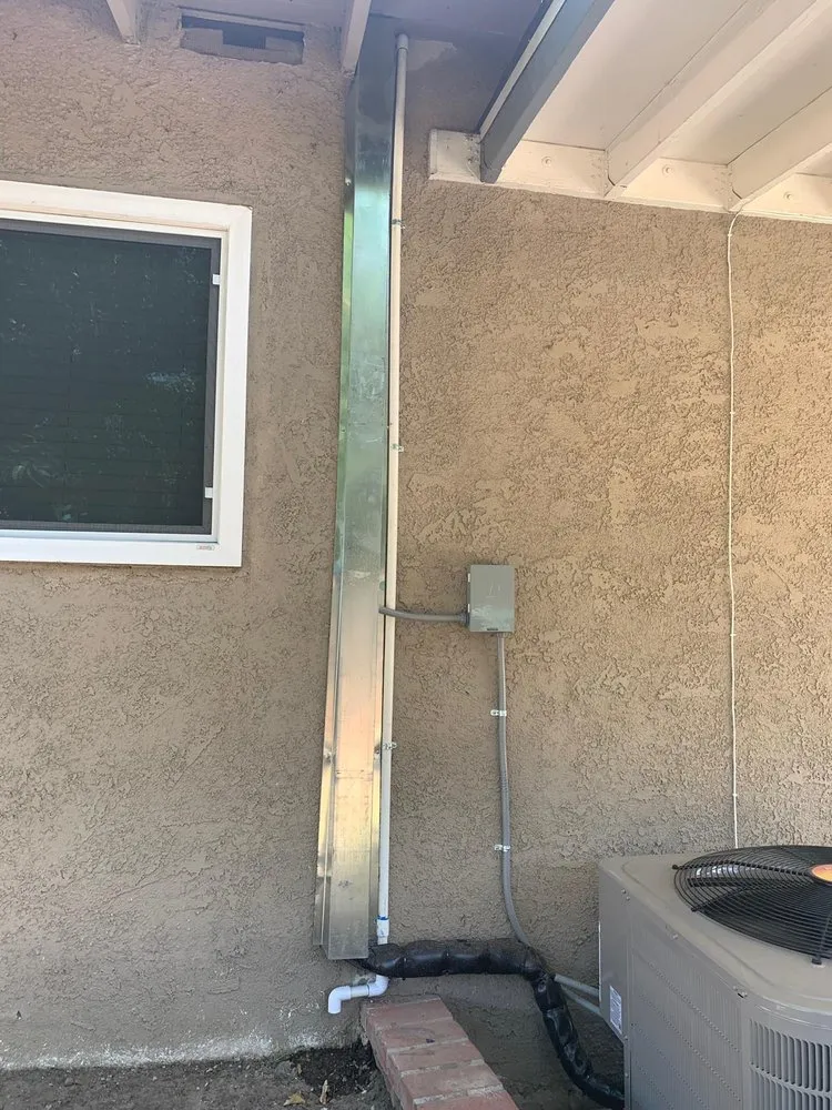 Slide of Inzunza Builders